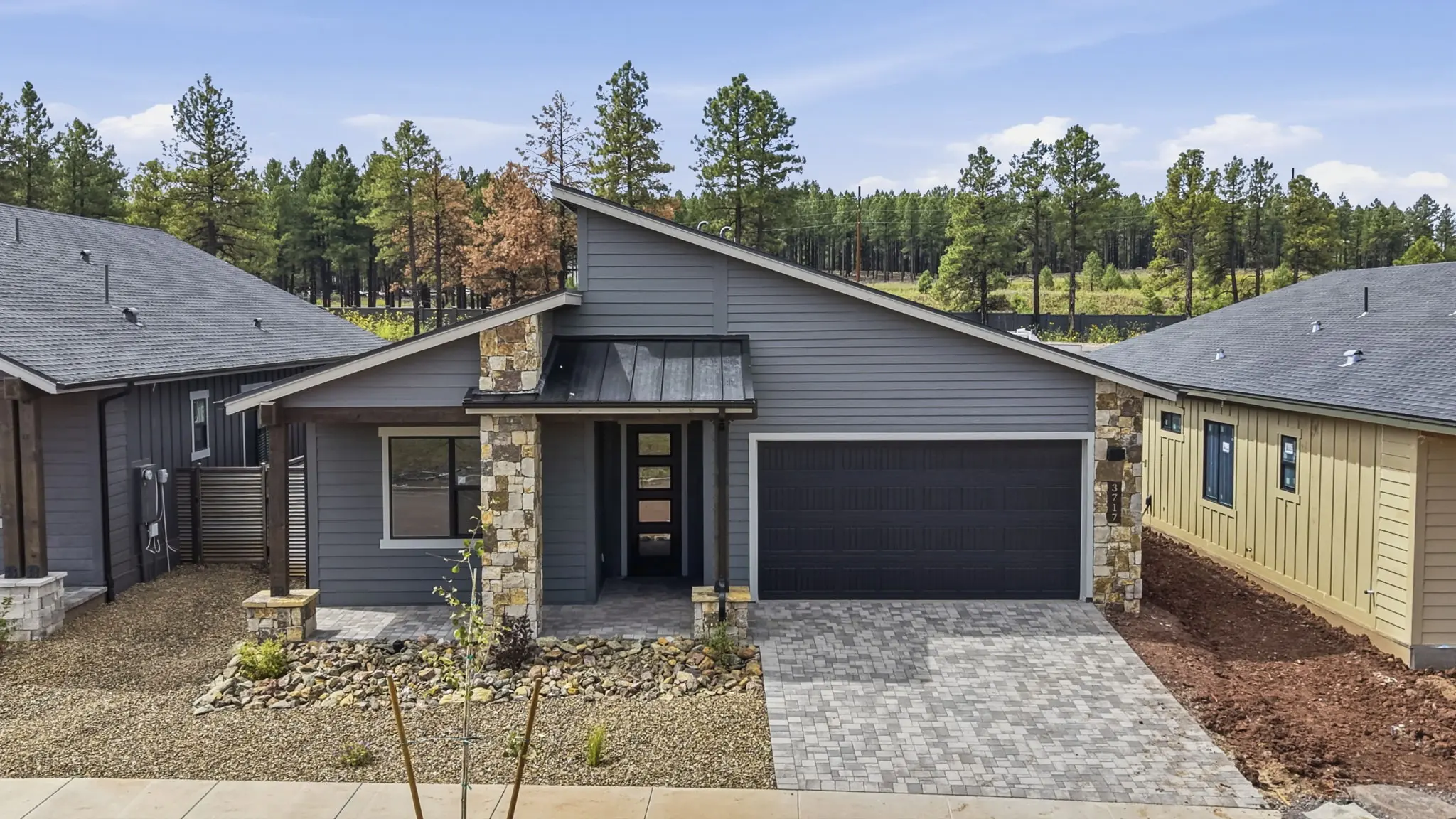 Plan 1985 — Homesite 64 exterior